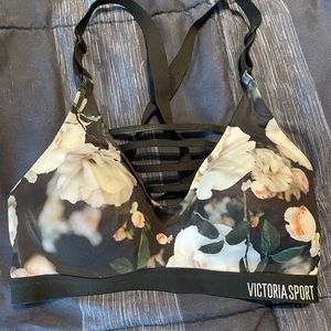 *2 FOR $20* VS Sports Bra Like New 34c